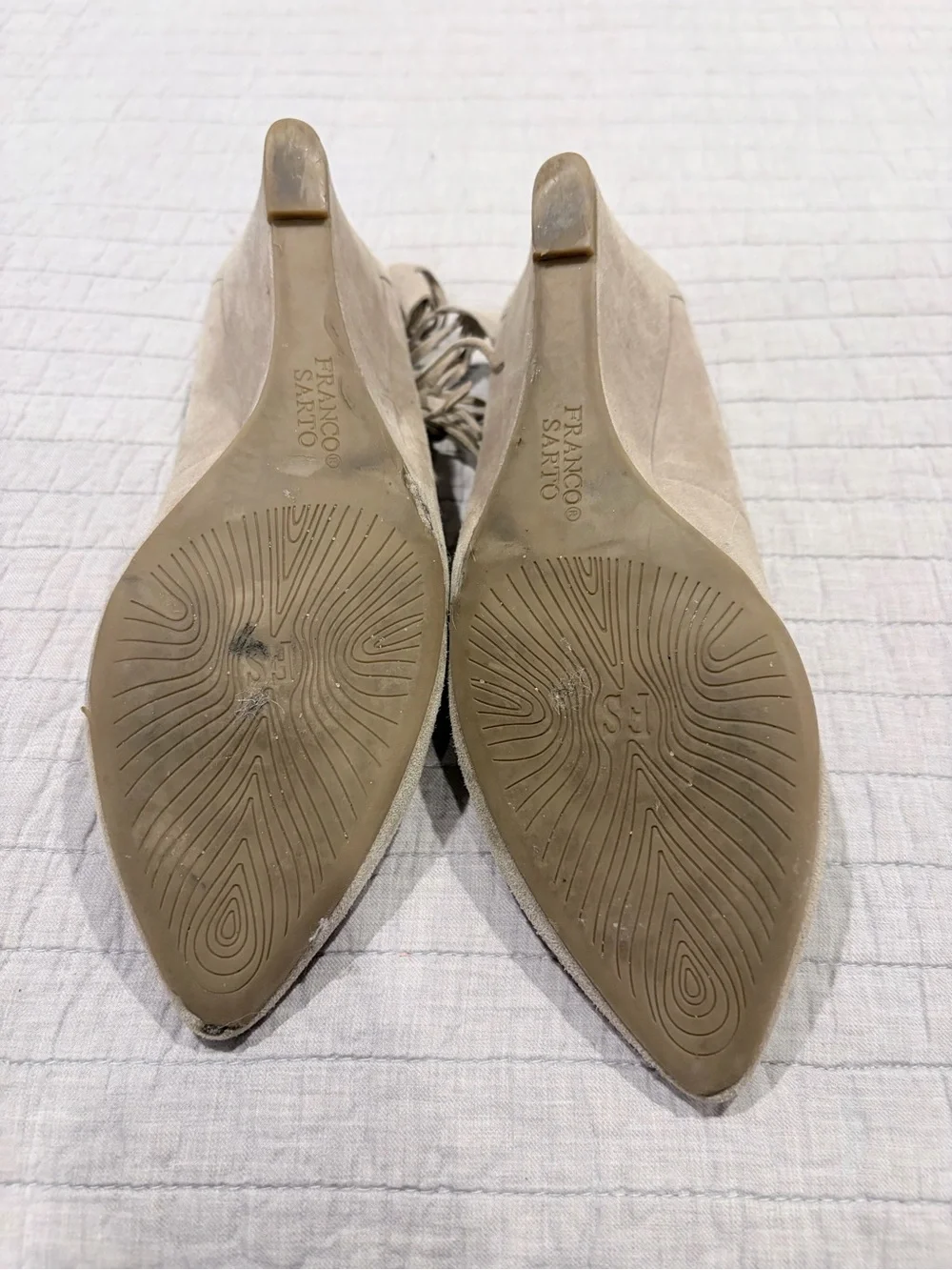 Franco Sarto Beige Suede Fringe Wedge Heels Pointed Toe Pumps Size 7.5